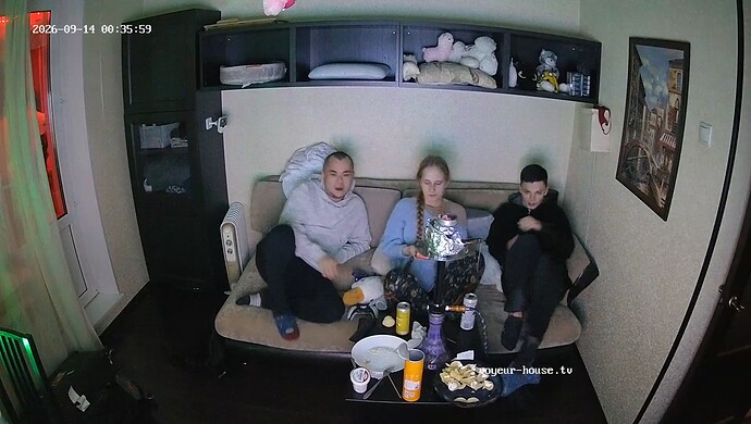 realm7-cam17-1789335397