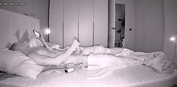 realm5-cam18-1765192113