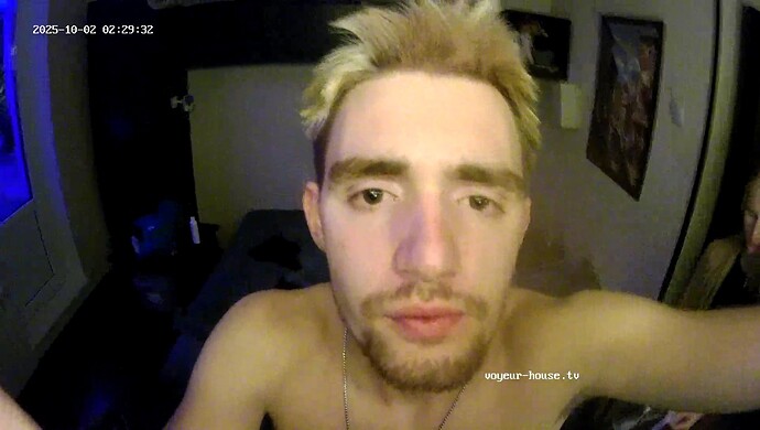 realm7-cam16-1759363198