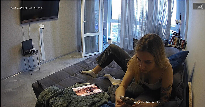 Screenshot 2023-05-17 at 14-00-15 Bedroom camera at Amelie & Lucas reallifecam apartment at Voyeur House TV (cam18)
