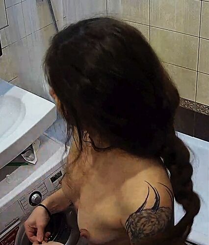 Lilu_260202_nipples_bathroom_@Ubaldo&_Bo_realm7_01