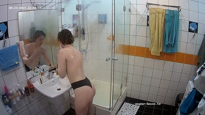 realm52-cam110-1724502975