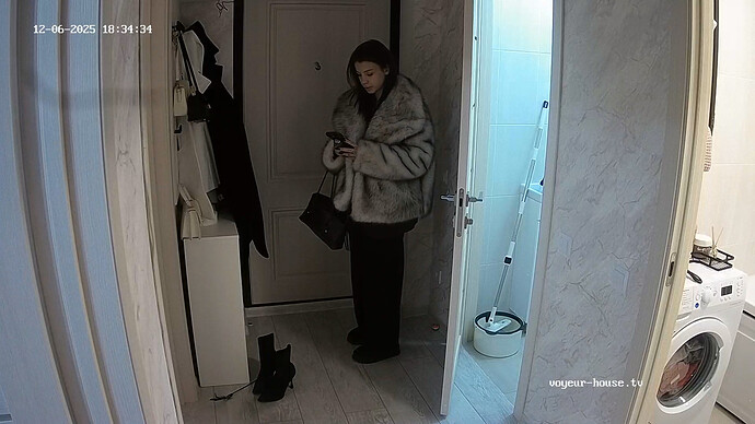 realm13-cam110-1765036114