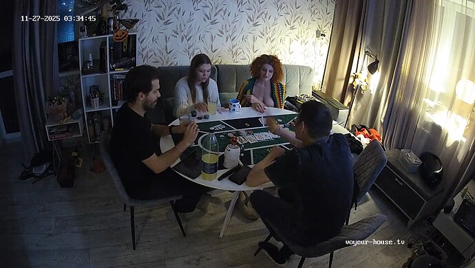 realm18-cam15-1764203728