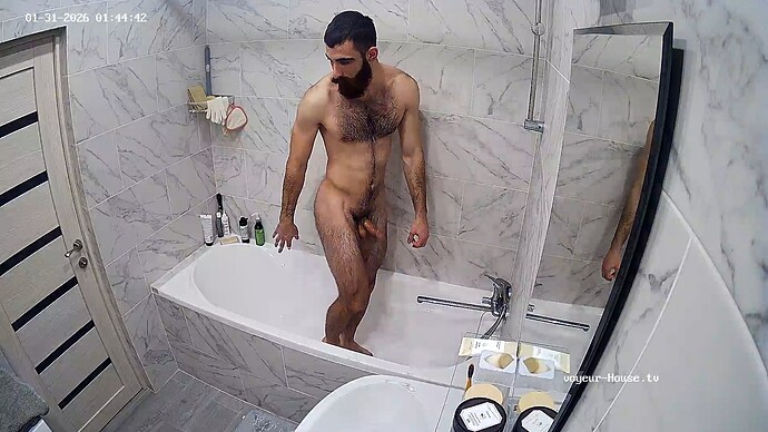 realm141-cam110-1769820712