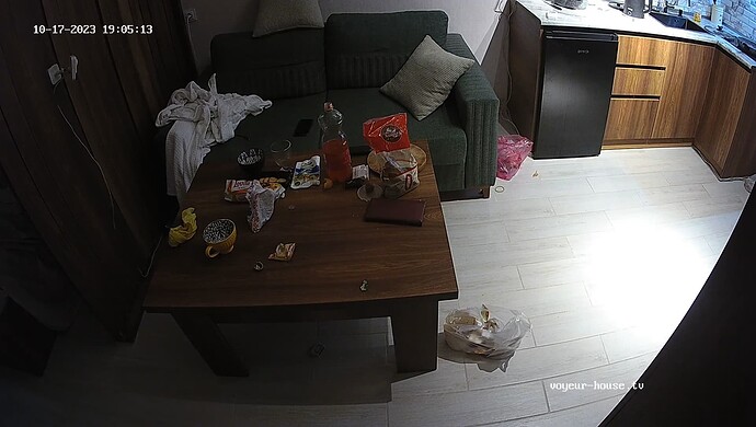 realm43-cam14-1697593294