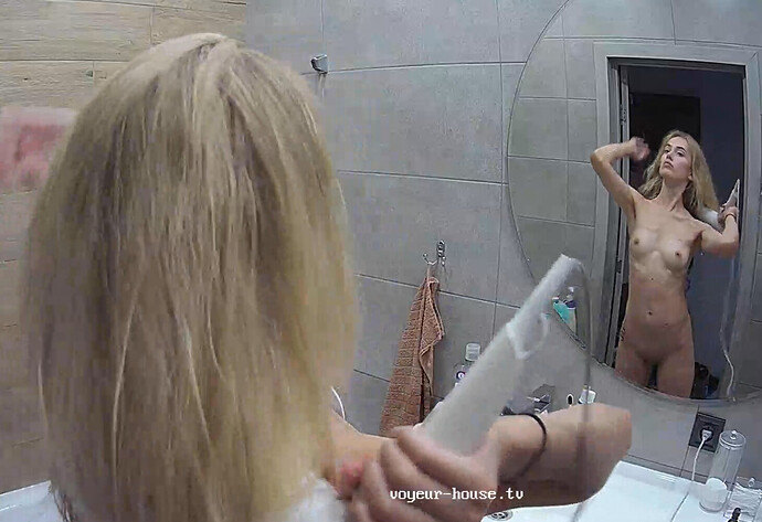 Screenshot 2023-06-24 at 11-04-50 Bathroom camera at Amelie & Lucas reallifecam apartment at Voyeur House TV (cam19)