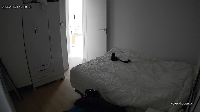 realm162-cam16-1792605566