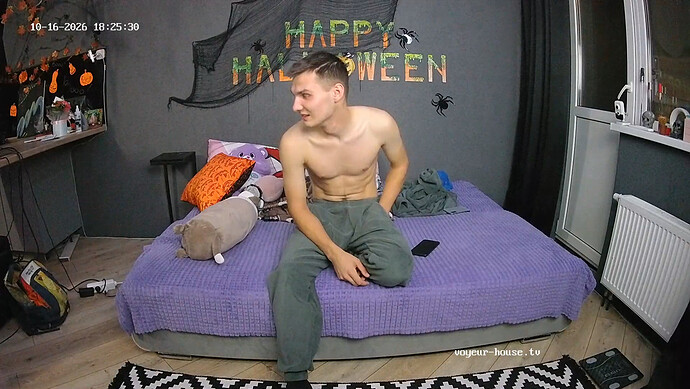 realm108-cam14-1792165327