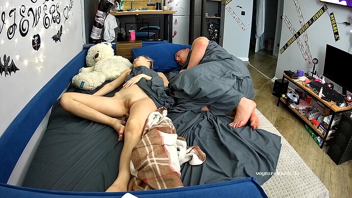 realm94-cam14-1762781196