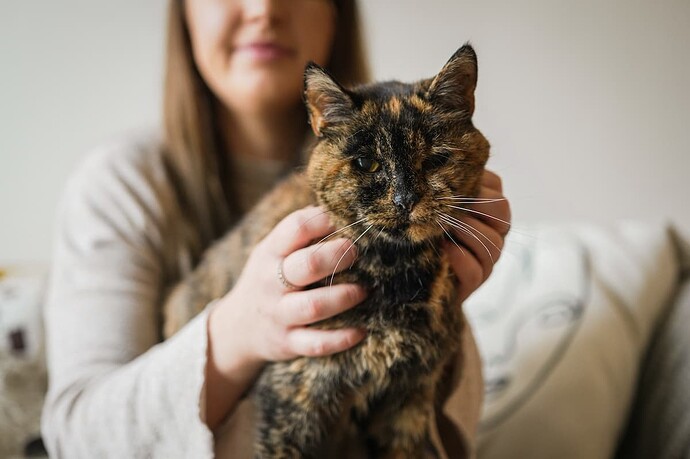 FLOSSIE