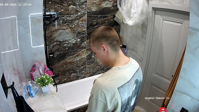 realm127-cam19-1775678698