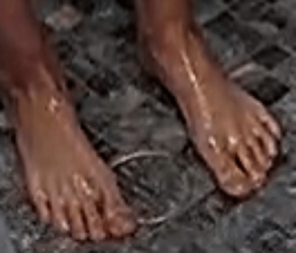 feet Roisin 8-2-22 1