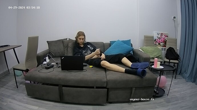 realm98-cam14-1714348614