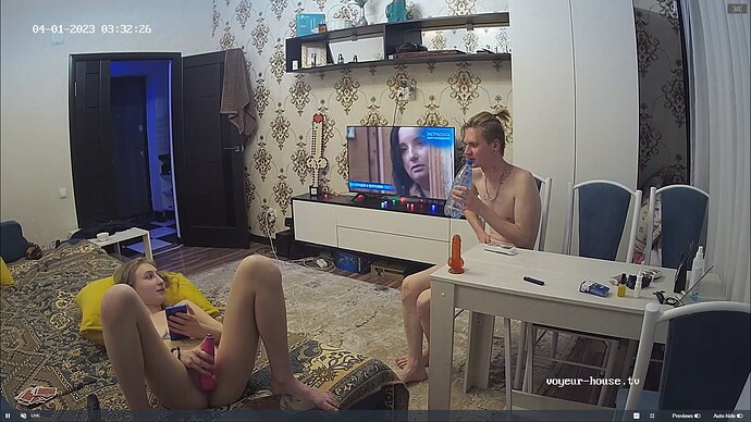Ashampoo_Snap_vendredi 31 mars 2023_22h33m1s_020_Barbara apartment with reallifecam cameras at Voyeur House TV - Google Chrome