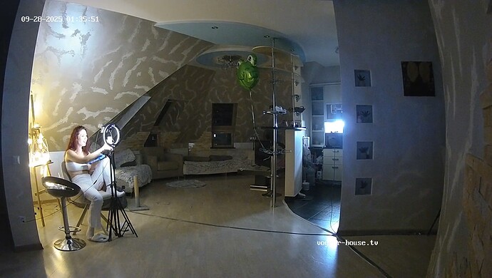 realm8-cam14-1759012583