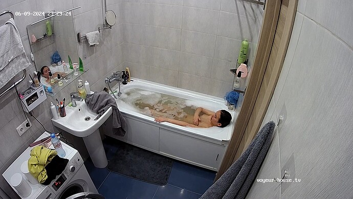 realm27-cam110-1717965349