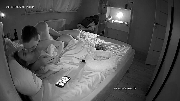 realm13-cam16-1758164595