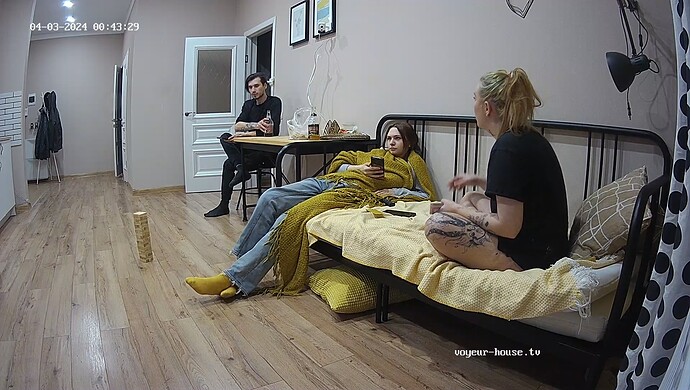 realm12-cam14-1712087046