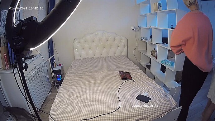 realm65-cam18-1706359658