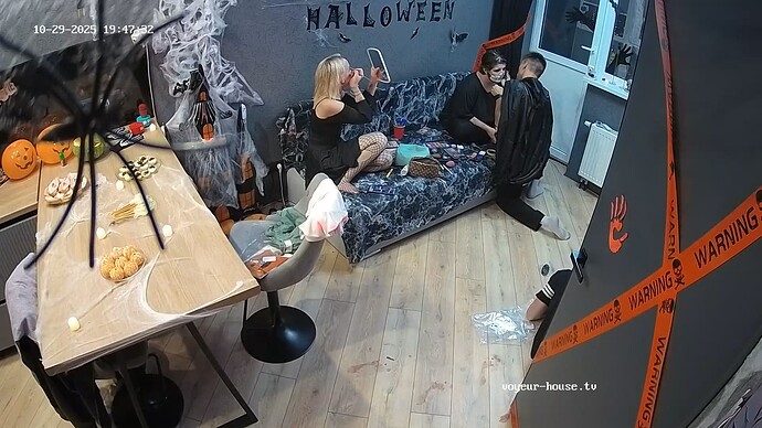 AoraPaladin-20251029-01