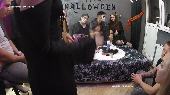 realm108-cam14-1761759360