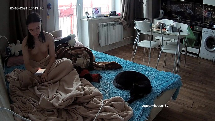realm69-cam14-1734351289