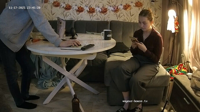 realm18-cam14-1763412397