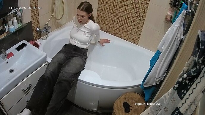 realm62-cam110-1763287475