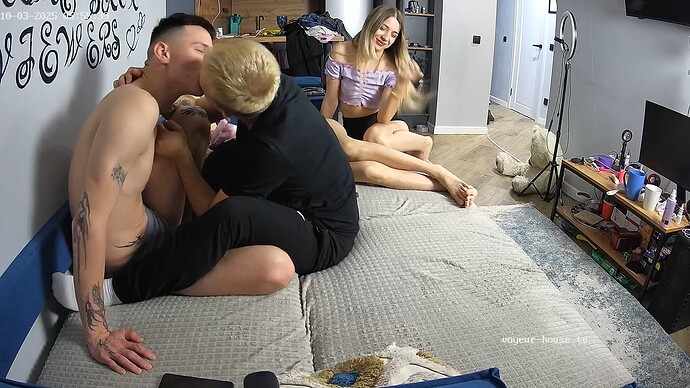 RosyAleks-20251003-06