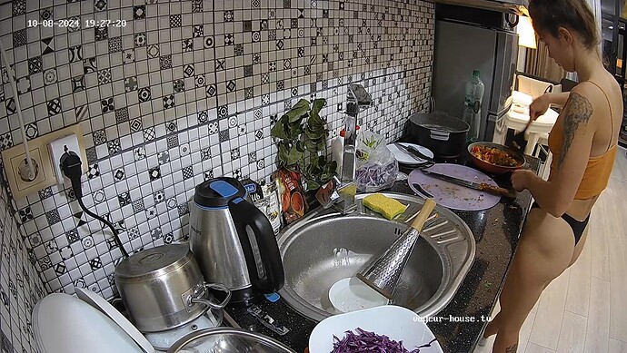 realm98-cam11-1728402147