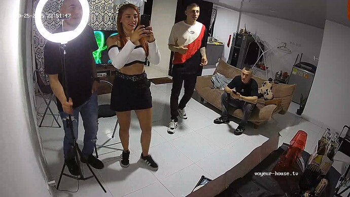 realm121-cam13-1761450752