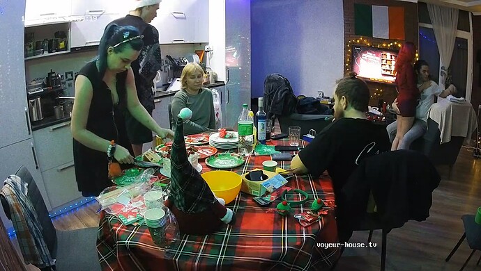 realm114-cam12-1765648668