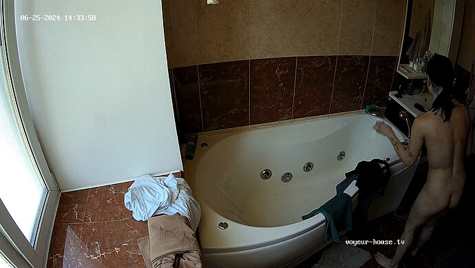 realm18-cam111-1719319890