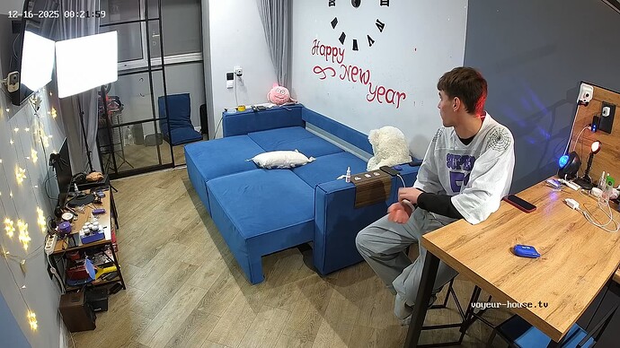 realm94-cam13-1765833758