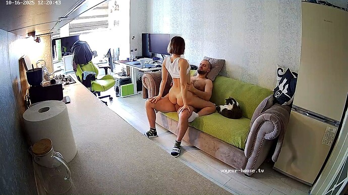 realm35-cam12-1760606471