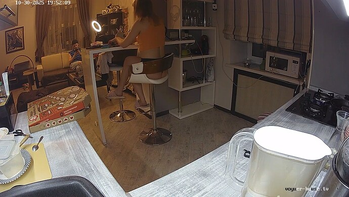 realm64-cam11-1761846794