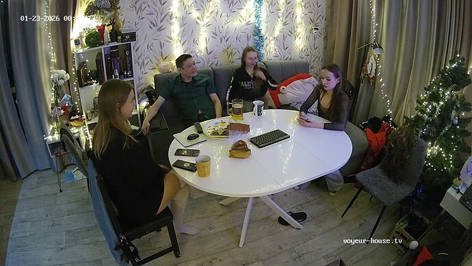 realm18-cam15-1769116385