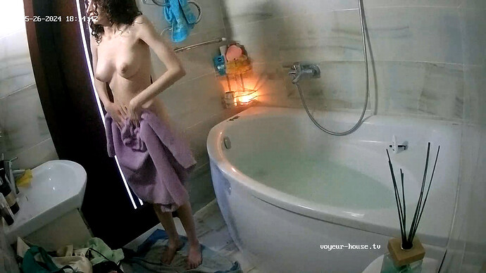 realm21-cam19-1716737606