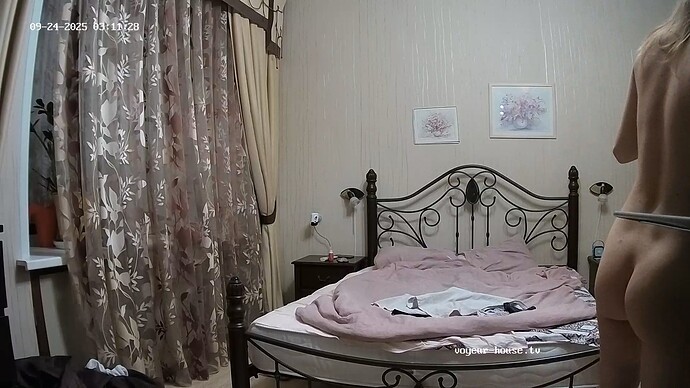 realm64-cam18-1758676590