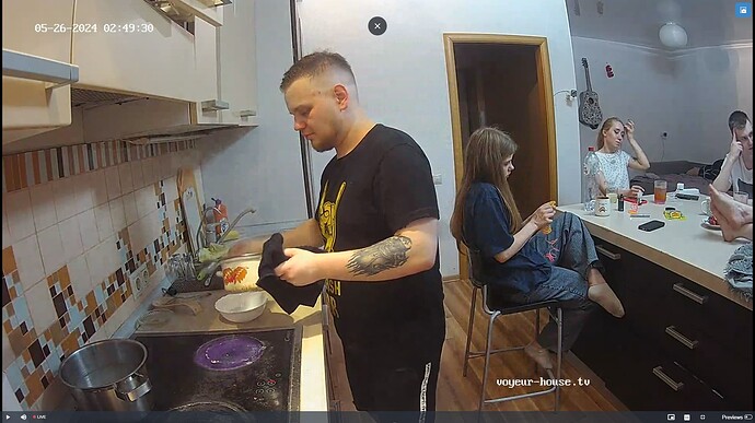Ashampoo_Snap_samedi 25 mai 2024_22h50m21s_020_Kitchen camera at Jovanna reallifecam apartment at Voyeur House TV (cam11) - Google Chrome