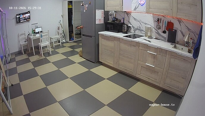 realm64-cam12-1791752994