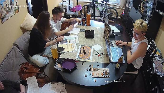 realm7-cam13-1759582825