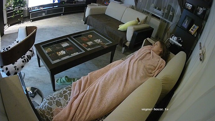 realm64-cam16-1763836551