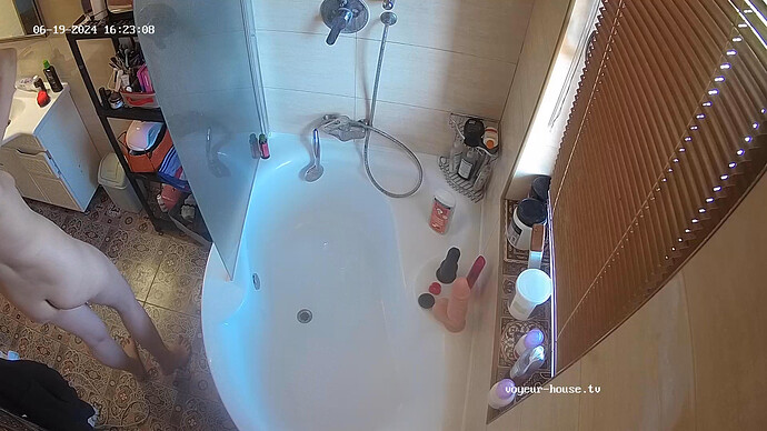 realm44-cam115-1718859891