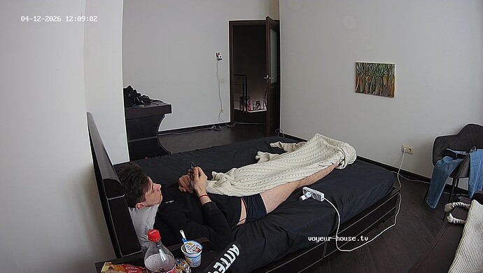 realm8-cam111-1775985053