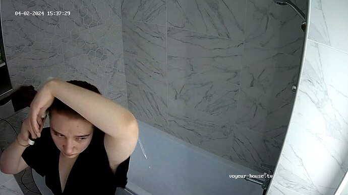 realm33-cam110-1712062602