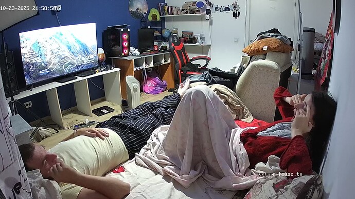 realm111-cam13-1761245975