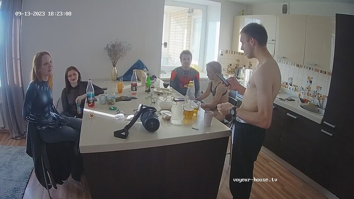 realm52-cam13-1694607829