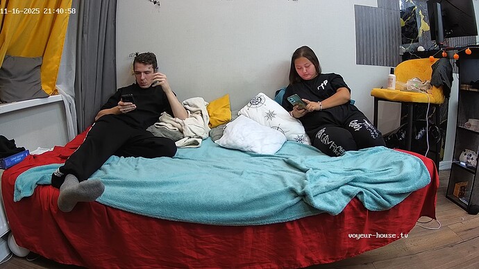 realm42-cam14-1763318491